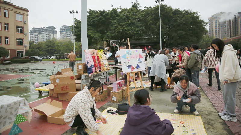 文化周|共享閑置，“集市”行樂，四川海蓉開展愛心集市公益活動